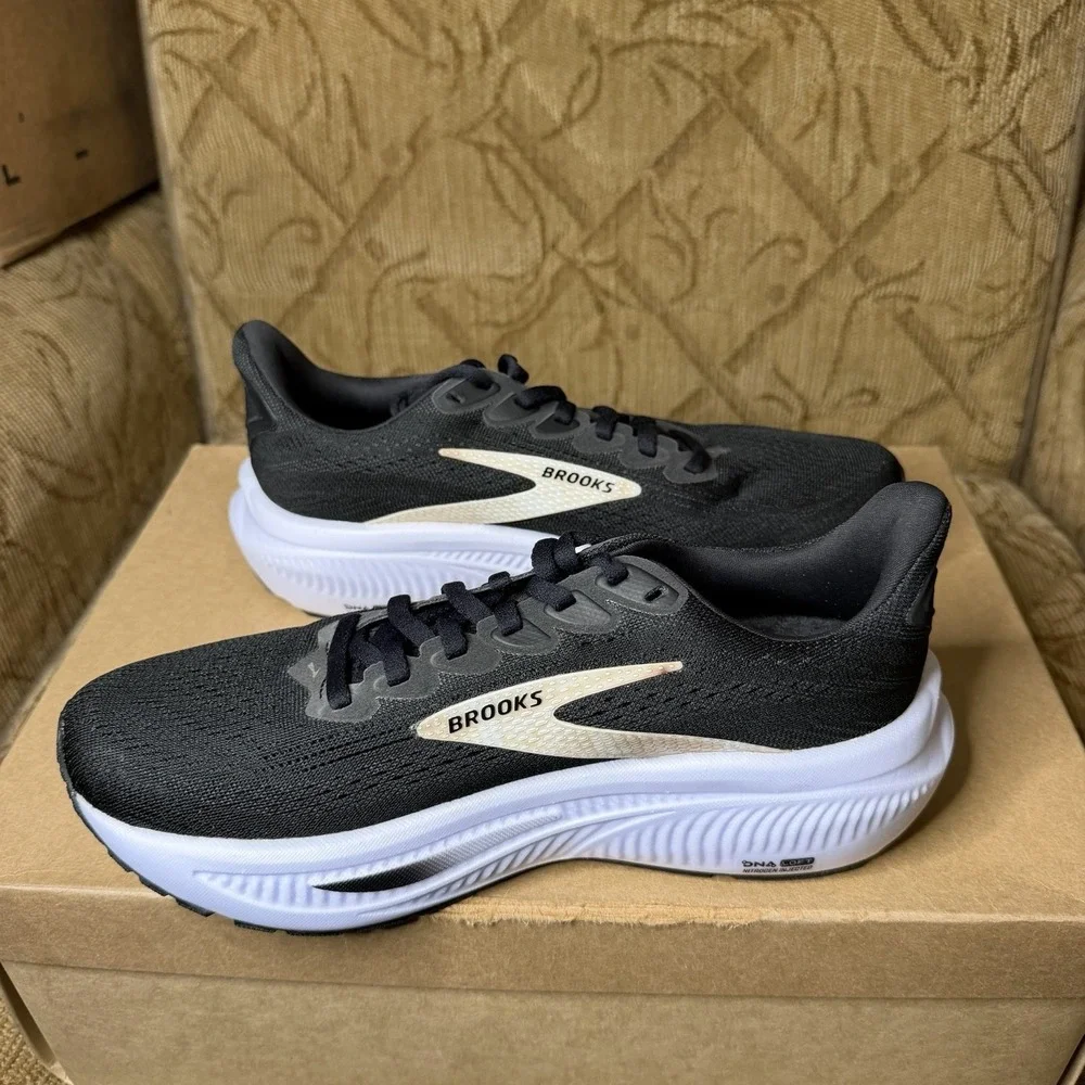 Brooks Ghost 17 Black Grey White Black 1204311B090 Women's Size 7 Running Shoes